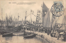 CPA 56 LARMOR / LA BENEDICTION DES COURREAUX DE GROIX / EMBARQUEMENT DE LA PROCESSION / Cliché Rare - Autres & Non Classés