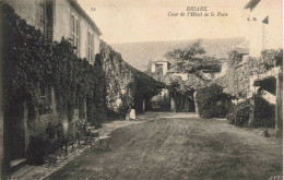 FRANCE - Briare - Cour De L'Hôtel De La Poste - Carte Postale Ancienne - Briare