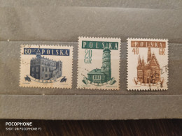 Poland	Architecture (F40) - Used Stamps