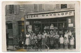 CPA Photo - LONS LE SAUNIER (Jura) - Magasin D'Alimentation Mlle Bourgeois - Ancienne Maison Troncy - Grand Groupe - Lons Le Saunier