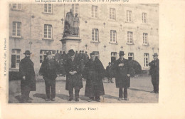 CPA 56 LES EXPULSIONS DES FRERES DE PLOERMEL 1904 / PAUVRES VIEUX - Altri & Non Classificati