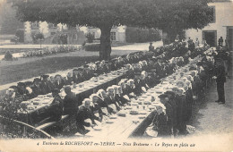 CPA 56 ENV.ROCHEFORT EN TERRE / NOCE BRETONNE / LE REPAS EN PLEIN AIR - Autres & Non Classés