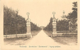 Harderwijk, Sanatorium "Sonnevanck" Ingang Oprijlaan - Harderwijk