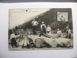 A532.  CPA. 88. GRANGES. (Vosges) .Nos Bucherons Dans La Colline De Gérardmer. Beau Plan Animé. Ecrite & Voyagée 1906 - Granges Sur Vologne