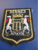 Ecusson Tissu Ancien/Rennes /Ille Et Vilaine /Bretagnee / Vers  1970-1990                 ET499 - Patches