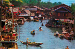 Thailand Villa Gers Houses Near A Canal Or Khlong - Thaïlande