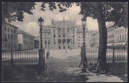 +++ CPA - ARLON - Place Leopold Et Palais De Justice  // - Arlon