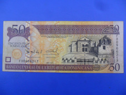 8385 - Dominican Republic 50 Pesos Dominicanos 2011 - Dominikanische Rep.