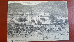 Béssèges , La Placette Un Jour De Foire, Rare - Bessèges