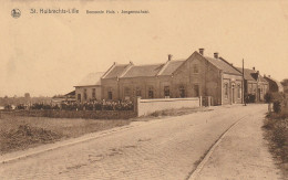 St. Huybrechts-Lille / Sint-Huibrechts-Lille : Gemeentehuis / Jongensschool - Neerpelt