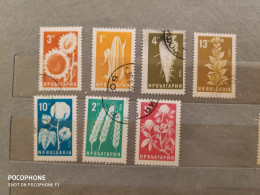 Bulgaria	Flowers (F41) - Used Stamps