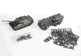 ROCO MINITANKS, MILITAIRE HO N°257 LEOPARD 1 CHAR COMBAT + LANCE FUSEES 110 SF 2 - MODELE REDUIT COLLECTION (1712.2) - Panzer