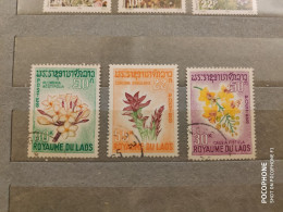 1967  Laos	Flowers (F41) - Laos