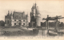 FRANCE  - Chenonceaux - La Tours Des Marques Et Le Pont Levis  - Le Château - La Façade -  Carte Postale Ancienne - Chenonceaux