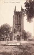 Carhaix * Place * La Tour Et Le Monument - Carhaix-Plouguer