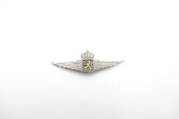 Militaria - INSIGNIA : Cap Badge Kepie : Luchtmacht - PG AVI VTP - België Belgium - Autres & Non Classés