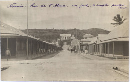 C. P. A. Photo: Nouvelle Calédonie : NOUMEA : Rue De L'Alma, Au Fond, Le Temple Protestant, Animé, En 19167 - Nieuw-Caledonië