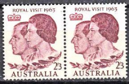 A1266 AUSTRALIA 1963, SG 349  Royal Visit. MNH Pair - Neufs