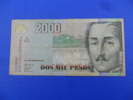 8829 - Colombia 2,000 Pesos 2006 - Colombie