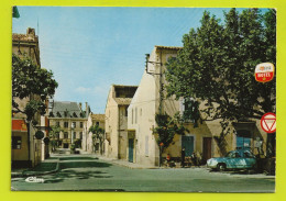 13 CHARLEVAL Vers Mallemort N°2911 Centre Ville Mairie Fontaine Hôtel PUB La Meuse VOIR ZOOM Dyna Panhard VOIR DOS - Mallemort