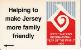 JER-83 TARJETA DE JERSEY DE YEAR OF THE FAMILY (30JERA) - [ 7] Jersey Und Guernsey