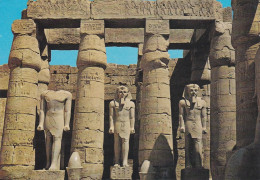 ÄGYPTEN - EGYPT - DYNASTIE- ÄGYPTOLOGIE - RAMSES II TEMPEL - LUXOR - POST CARD - GEBRAUCHT - Sfinge