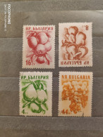 1957 Bulgaria	Fruits (F42) - Oblitérés