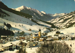 AUSTRIA, SALZBURG, SAALBACH, SKI RESORT, CHURCH, MOUNTAIN, SNOW, WINTER - Saalbach