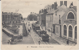 VIERZON (18) - Place De La République, Passage Du Train - 1908 - état Correct - Vierzon