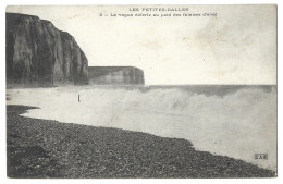 76    Les Petites Dalles  -  La Vague Deferle  Au Pied Des Falaises D'aval - Pavilly