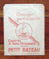 Pub Ancienne Pour La Marque " Petit Bateau " - Textilos & Vestidos