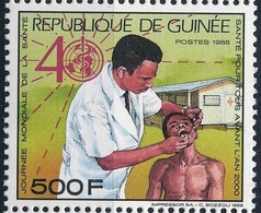 Dentist Inspecting Patient , Dental Care Dentistry MNH Guinea - Médecine