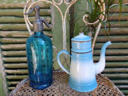 Ancienne Petite Cafetière Émaillée Bleu Dégradé (Petit Modèle) - Andere & Zonder Classificatie