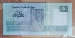 Egypt 5 Pounds UNC 2002? - Egypte