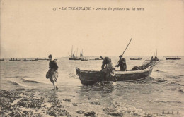17 , Cpa LA TREMBLADE , 45 , Arrivée Des Pecheurs Sur Les Parcs  (01274.MS2)) - La Tremblade