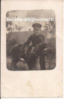 Armée Militaria Soldats Armée - Allemagne - Jeune Soldat Allemand Et Chèvre Carte Photo Goat - Personnages