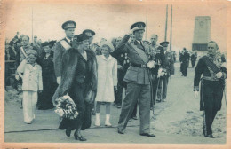 FAMILLES ROYALES - La Famille Royale à L'Inauguration Du Monument Roi Albert à Nieuport - Carte Postale Ancienne - Königshäuser