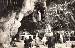 FRANCE - Lourdes - La Vierge De La Grotte - Souvenir De Lourdes - Animé - Carte Postale Ancienne - Lourdes