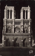FRANCE - Paris - Paris Et Merveilles - Vue De Nuit Sur La Façade De La Cathédrale Notre-Dame - Carte Postale Ancienne - Notre-Dame De Paris