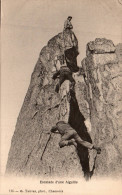 N°111763 -cpa Escalade D'une Aiguille - Escalada