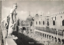 ITALIE - Venezia - Palais Ducal Et église Saint-Marc - Animé - Carte Postale Ancienne - Kerken