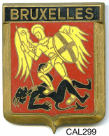 CAL299 - PLAQUE CALANDRE AUTO - BRUXELLES - Placas Esmaltadas (desde 1961)