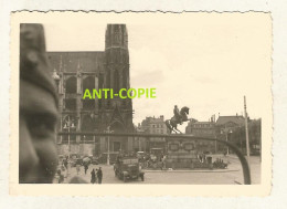 WW2 PHOTO ORIGINALE Soldat Allemand ROUEN Statue Napoléon NORMANDIE - 1939-45