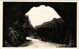 * T2 Gyilkos-tó, Ghilcos, Lacul Rosu; Alagút. Ambrus Fotó / Tunnel - Ohne Zuordnung