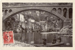 T2/T3 Le Pont De Saint-Chély-du-Tarn / Bridge, Boat, Houses. TCV Card (tiny Tear) - Non Classés