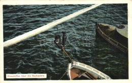 ** T2/T3 Einschiffen über Die Backspiere. G. C. Pola 1912/13. / Mariners Embark On The Swinging Boom. K.u.K. Kriegsmarin - Unclassified