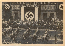 ** T2 Kerékpáros Katonák Felvonulása, Horogkeresztes Zászlók / Military Parade, Swastika Flags (14,3 X 10,5 Cm) - Non Classés