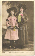 T1/T2 1905 Miss Phyllis And Miss Zena Dare, English Singers And Actresses, Rotary Photo - Non Classificati