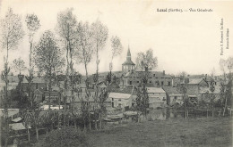 Loué * Vue Générale Sur La Commune * Lavoir - Loue