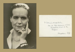 Louise Weiss (1893-1983) - French Feminist & Author - Signed Card + Photo - 1979 - Inventori E Scienziati